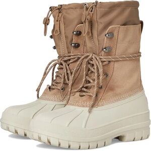 Hunter Skylar duck boots NWT size 7